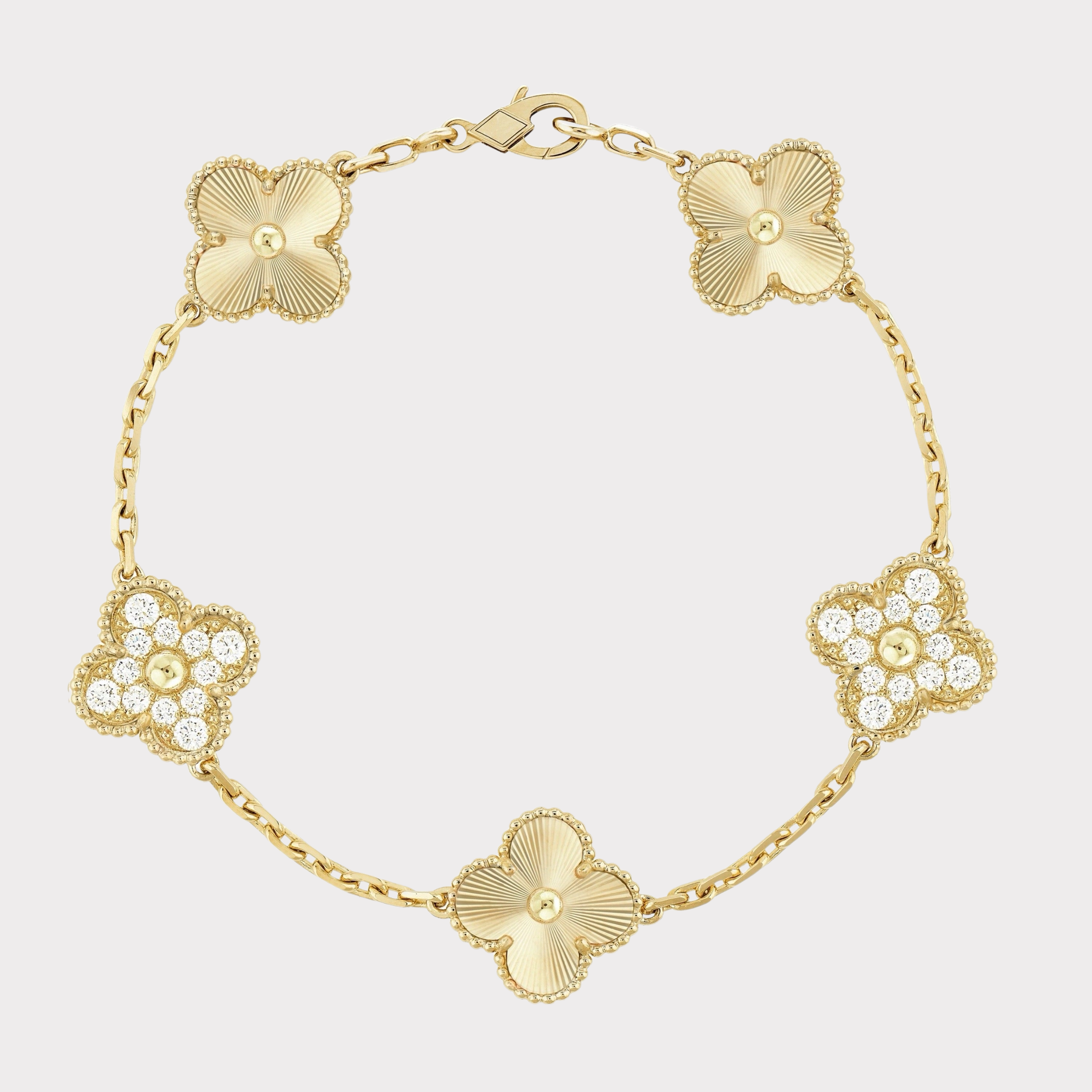 Golden Guilloché | Clover Diamond Bracelet