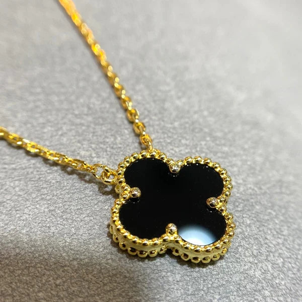 CLOVER | Schwarze Halskette