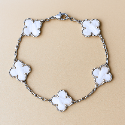 CLOVER - Weißes Armband