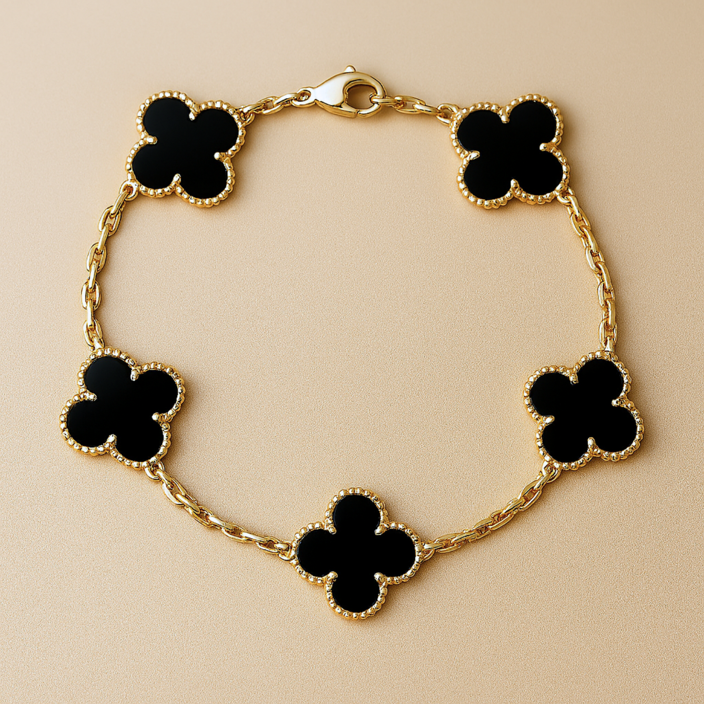 CLOVER - Schwarzes Armband