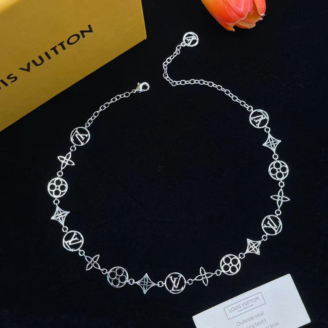 EXKLUSIV | Almira Bloom Halskette