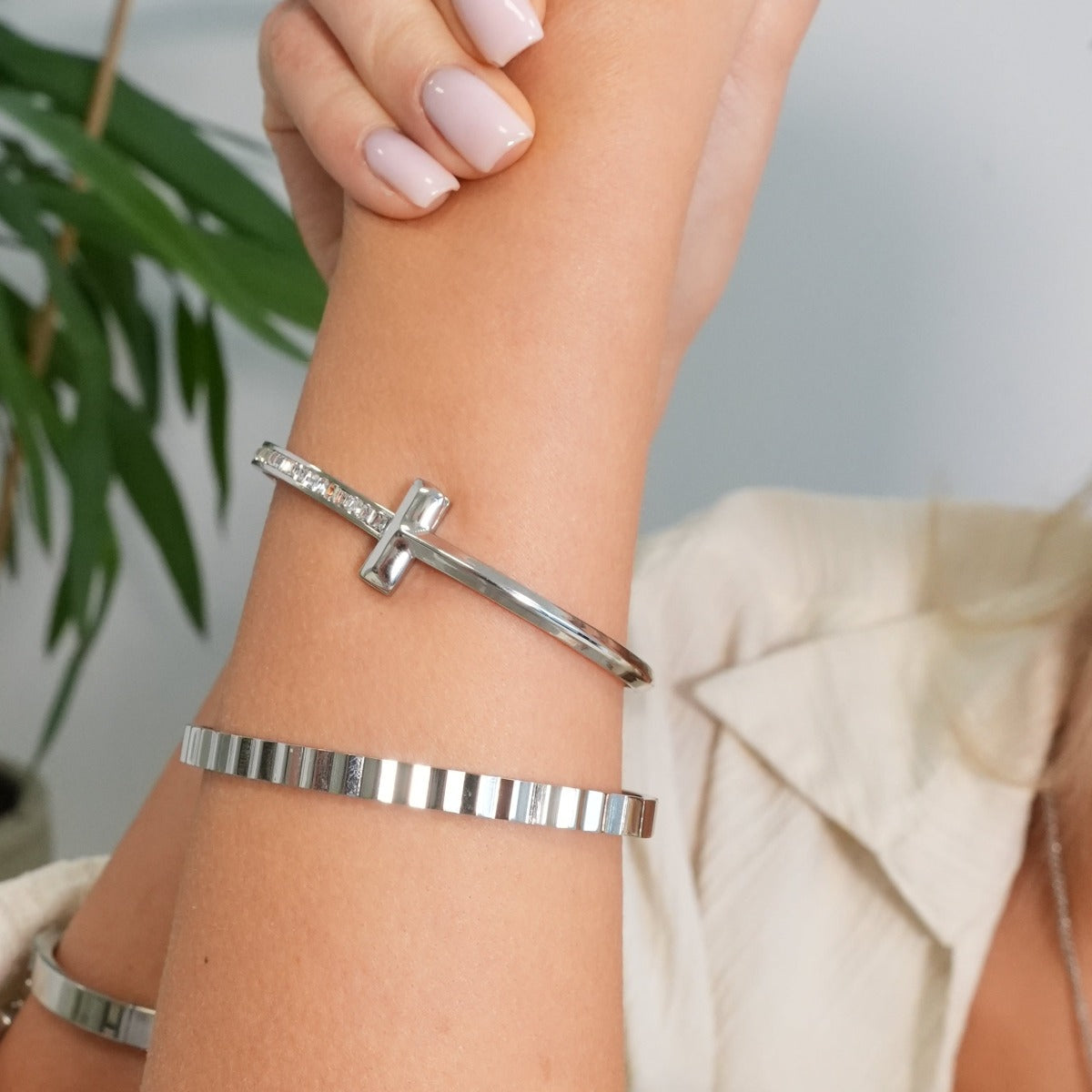 T-Bar Stone Bangle - Silver