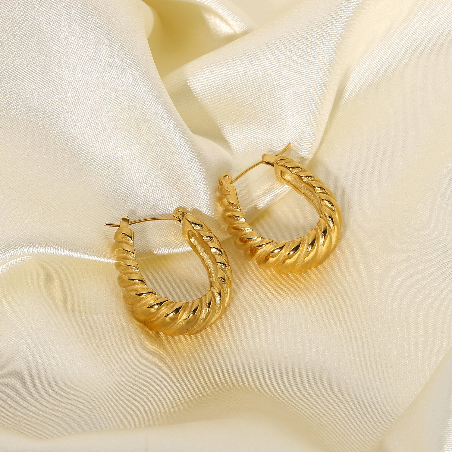 Lina Gold Earrings