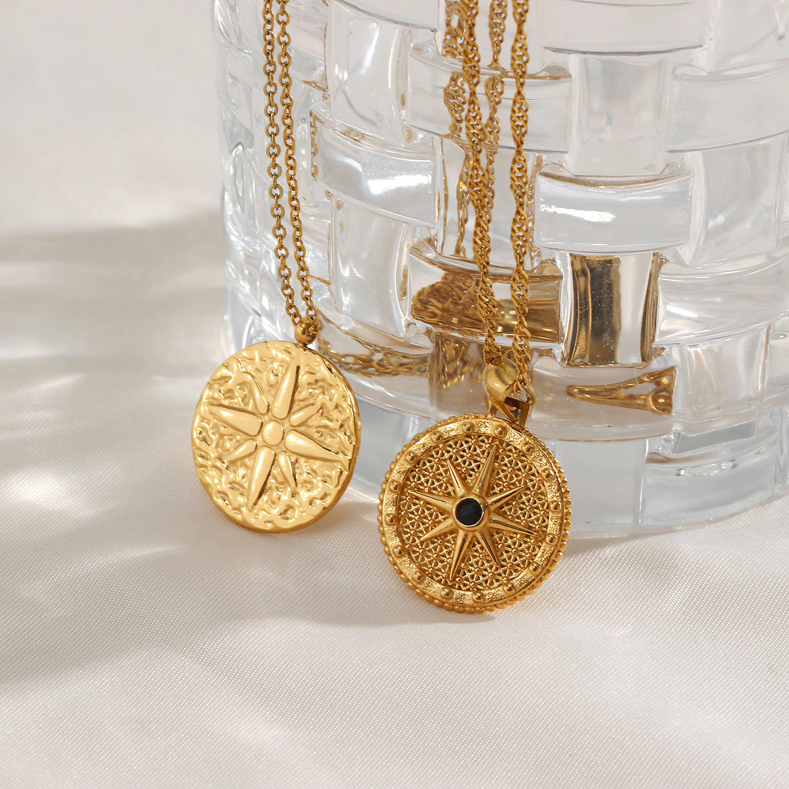 Ellie Compass Necklace