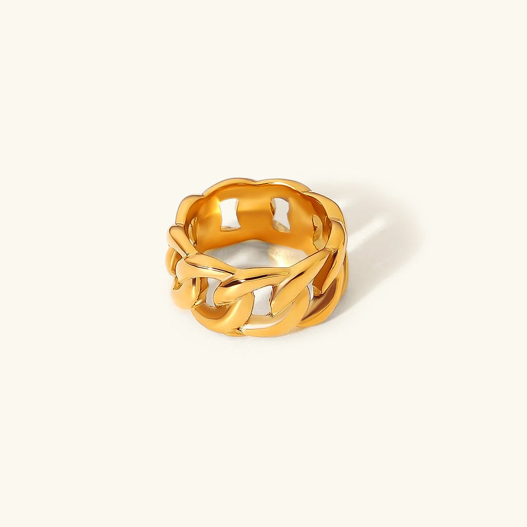 Splendor Gold Ring