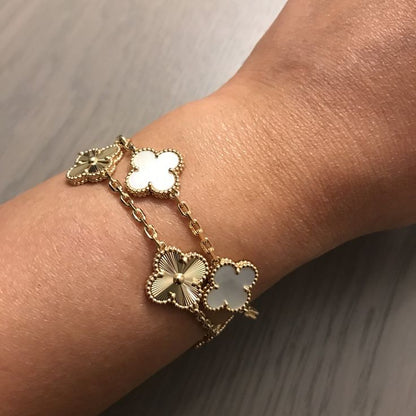 CLOVER - Weißes Armband