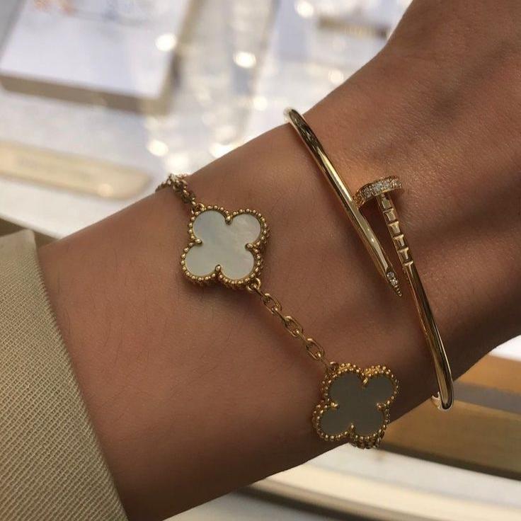 CLOVER - Weißes Armband